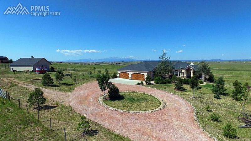 8145 Walker Rd, Colorado Springs, CO 80908