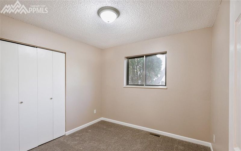 815 Arrawanna Ct, Colorado Springs, CO 80909