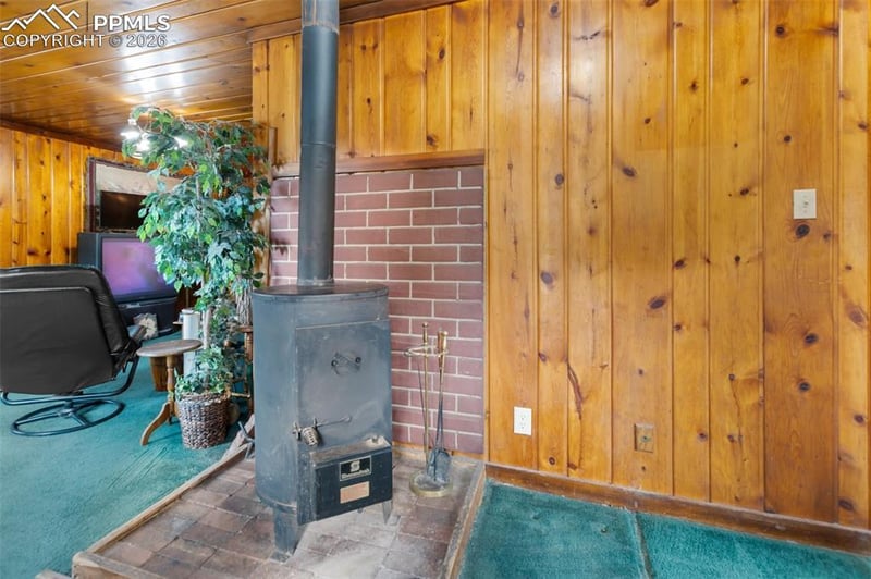 8150 Highway 24 , Cascade, CO 80809