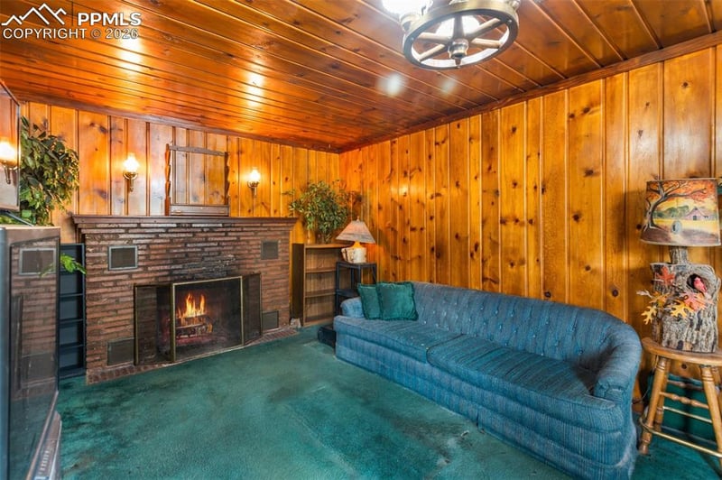 8150 Highway 24 , Cascade, CO 80809