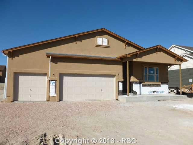 8154 Foxtail Pine Pl, Colorado Springs, CO 80927