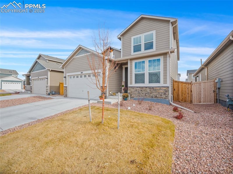 8161 Goldenray Pl, Colorado Springs, CO 80908