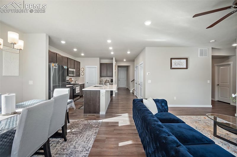 8161 Goldenray Pl, Colorado Springs, CO 80908