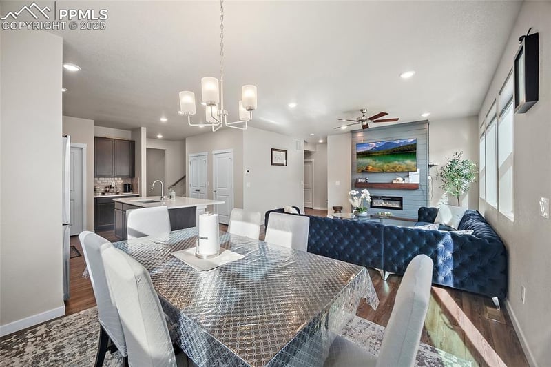 8161 Goldenray Pl, Colorado Springs, CO 80908