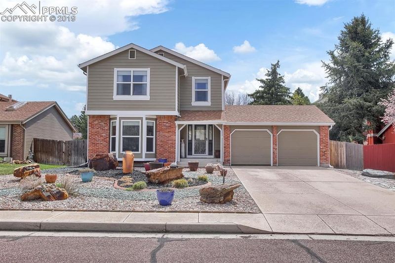 8165 Avens Cir, Colorado Springs, CO 80920