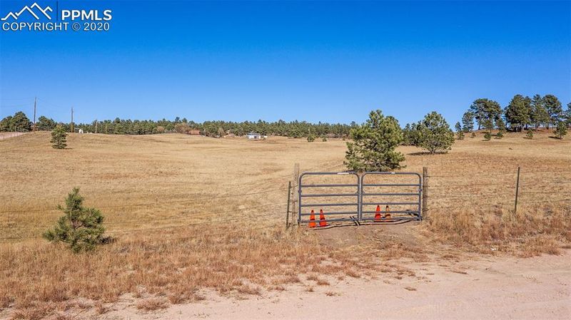 8170 Poco Rd, Colorado Springs, CO 80908