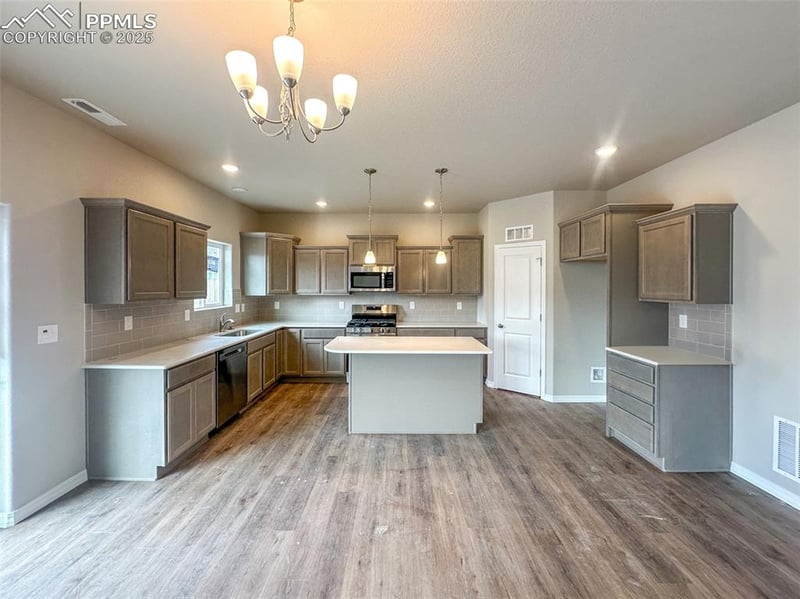 8172 Sophia Ln, Falcon, CO 80831