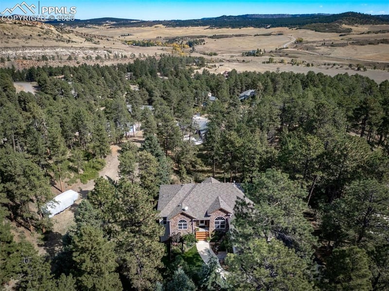 8174 Inca Rd, Larkspur, CO 80118