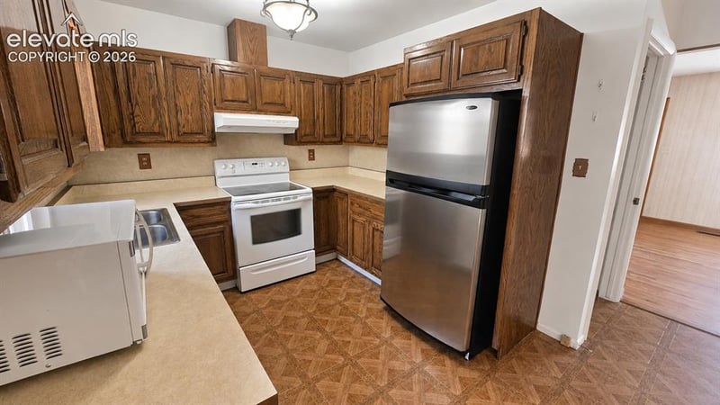 818 Cardinal St, Colorado Springs, CO 80911