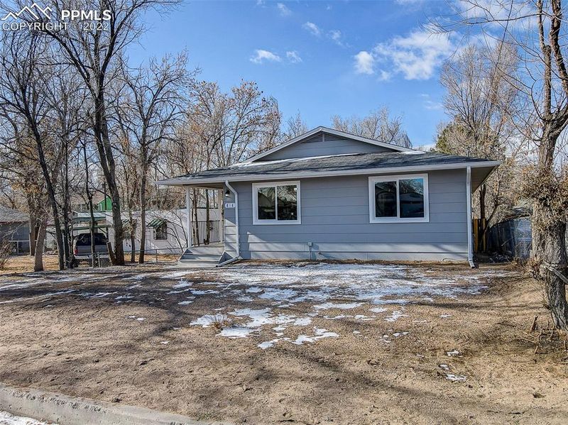 818 Yuma St, Colorado Springs, CO 80909