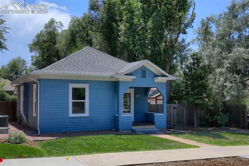 819 Dale St, Colorado Springs, CO 80903