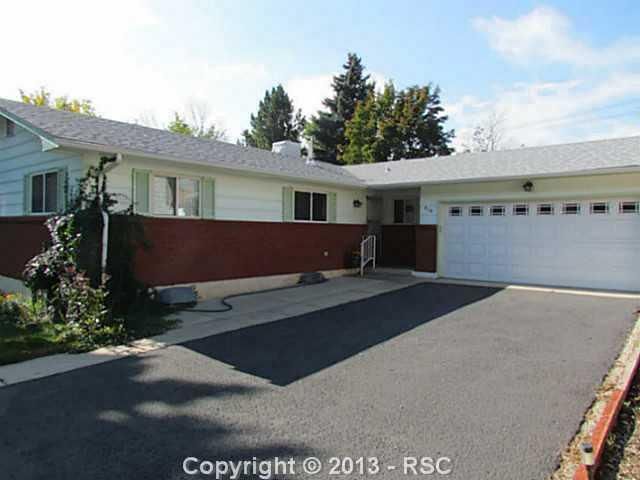 819 Dunston St, Colorado Springs, CO 80907