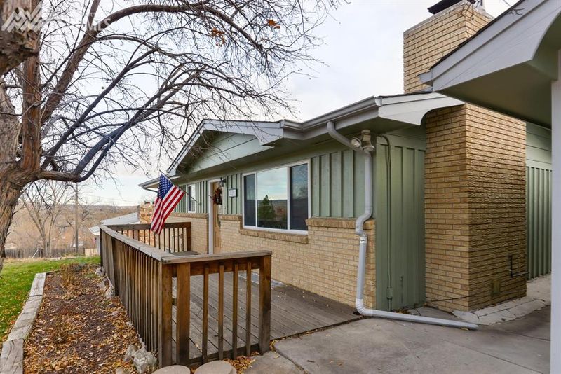 819 W Madison St, Colorado Springs, CO 80907