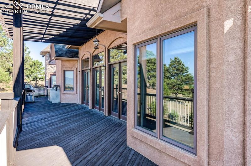 8190 Poco Rd, Colorado Springs, CO 80908