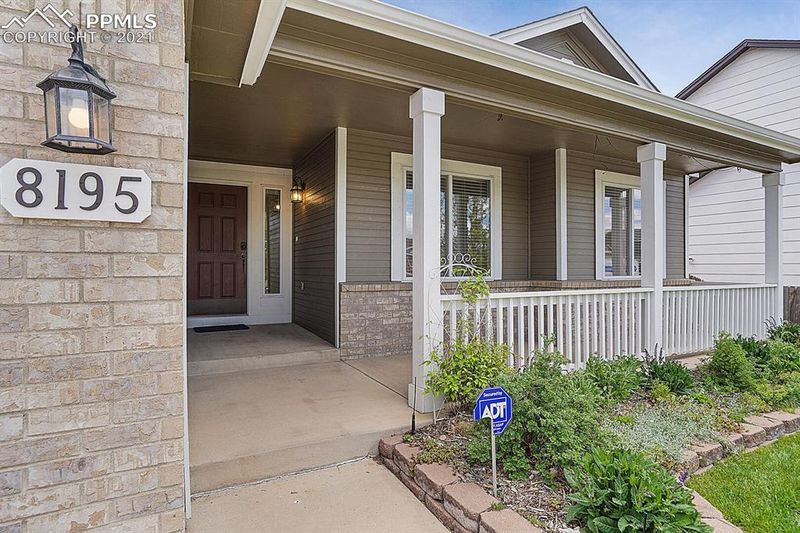 8195 Radcliff Dr, Colorado Springs, CO 80920