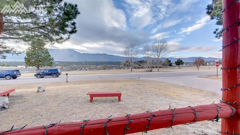 82 Front St, Monument, CO 80132