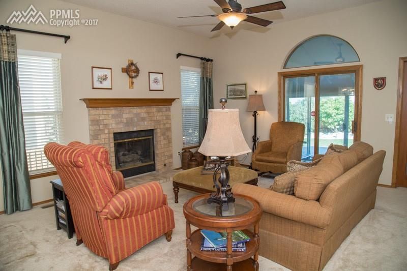820 Royal Crown Ln, Colorado Springs, CO 80906