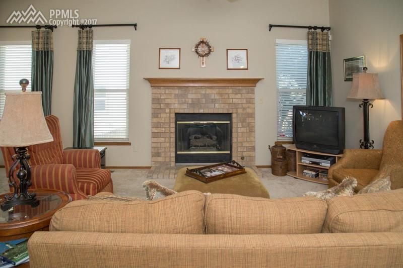 820 Royal Crown Ln, Colorado Springs, CO 80906