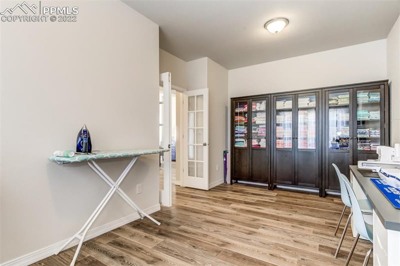 8202 Wheatland Dr, Colorado Springs, CO 80908