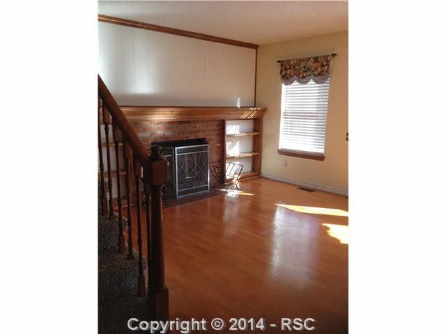 8205 Avens Cir, Colorado Springs, CO 80920