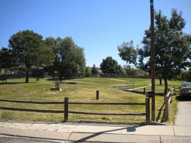 821 San Bruno Pl, Colorado Springs, CO 80906