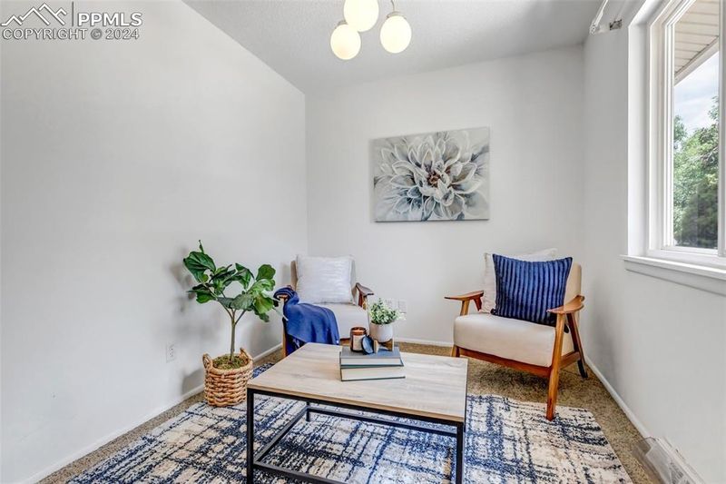 821 S Worchester St, Aurora, CO 80012