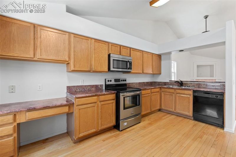 8210 St Helena Dr, Colorado Springs, CO 80920