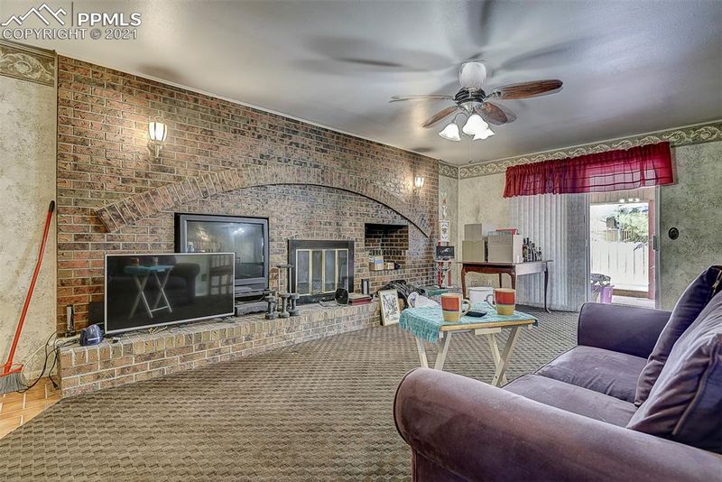 8210 Webster St, Arvada, CO 80003