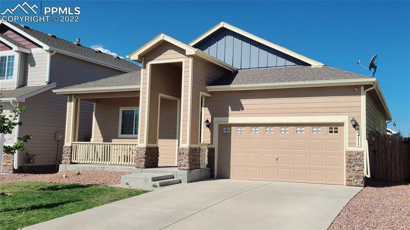 8211 Hardwood Cir, Colorado Springs, CO 80908