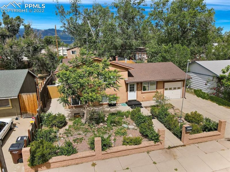 822 Bryce Dr, Colorado Springs, CO 80910