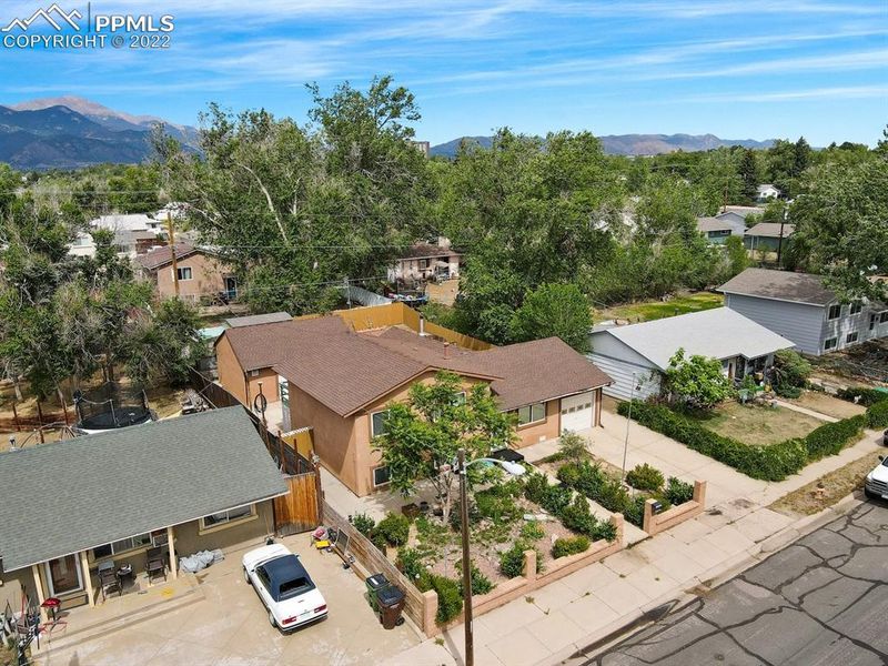 822 Bryce Dr, Colorado Springs, CO 80910