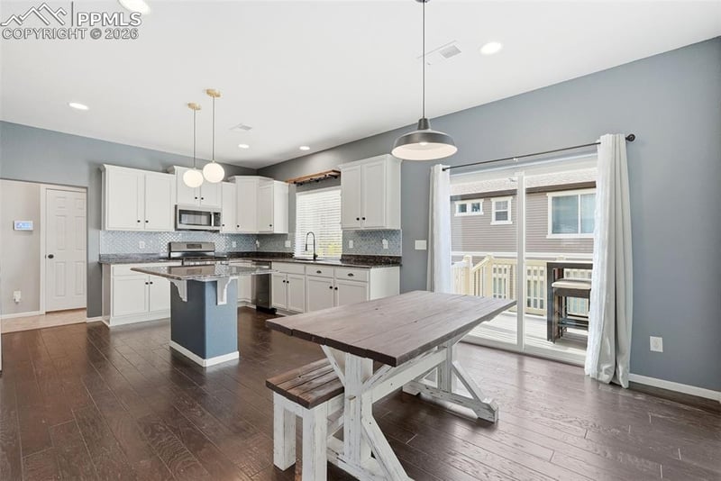 8221 Cypress Wood Dr, Colorado Springs, CO 80927