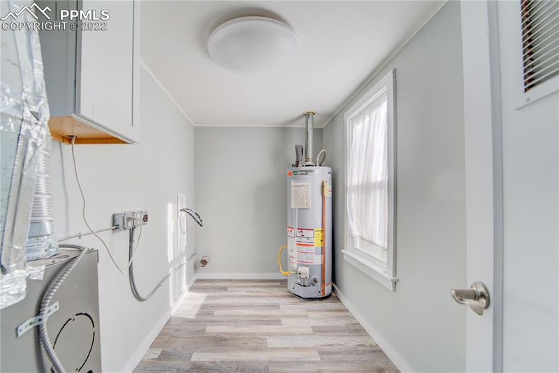 823 Bennett Ave, Colorado Springs, CO 80909