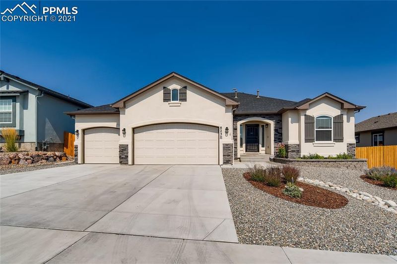 8230 Scoby Ct, Colorado Springs, CO 80908