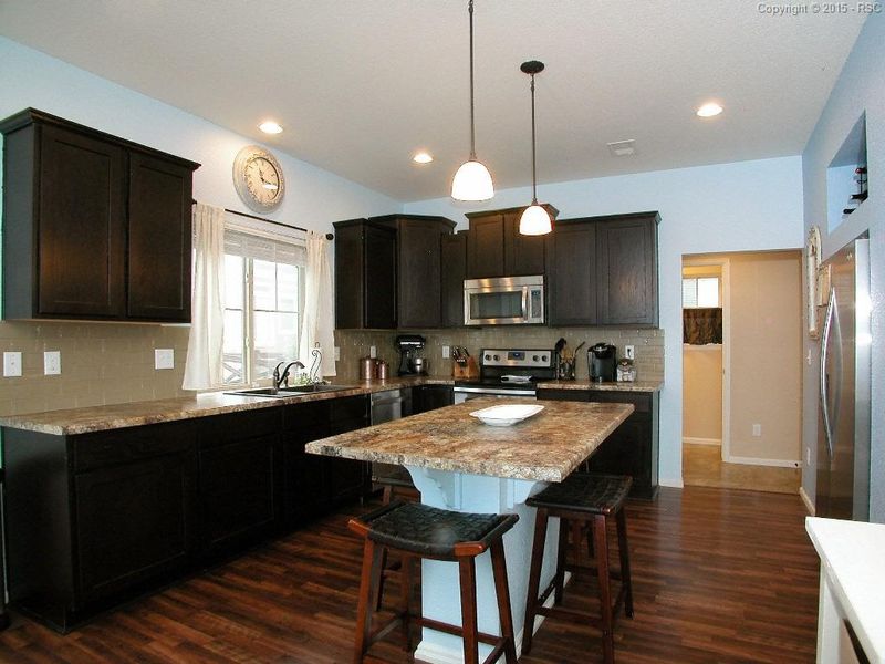 8231 Longleaf Ln, Colorado Springs, CO 80927