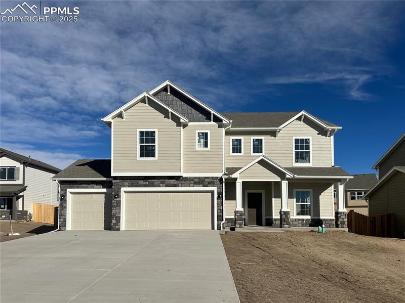 8237 Sophia Ln, Falcon, CO 80831