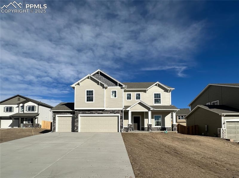 8237 Sophia Ln, Falcon, CO 80831