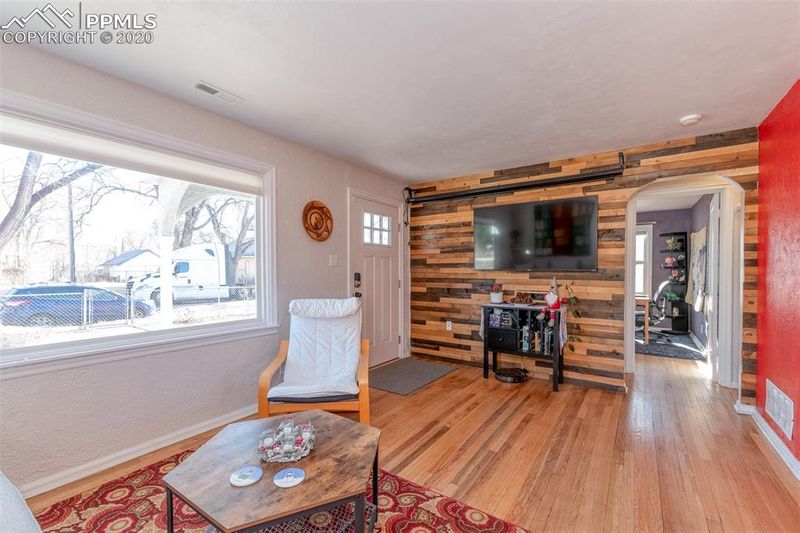 824 S Prospect St, Colorado Springs, CO 80903