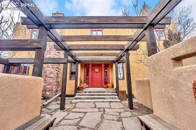 825 Paseo Rd, Colorado Springs, CO 80907