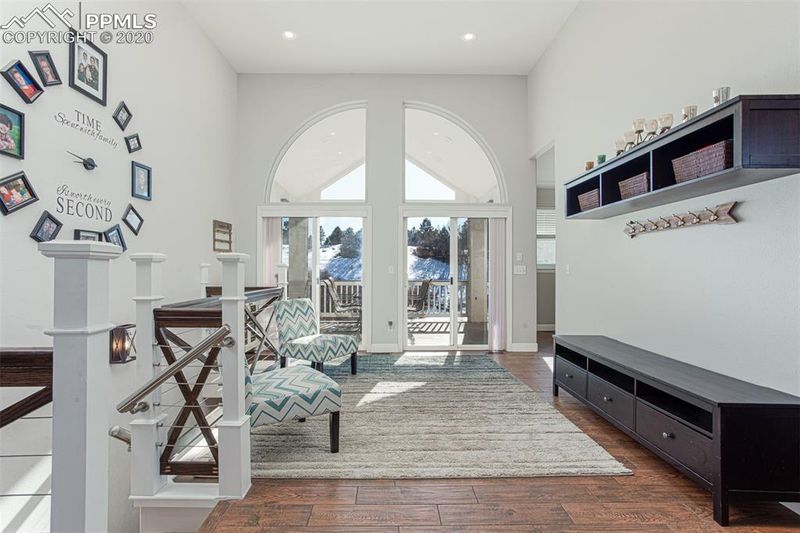 825 South Park Dr, Monument, CO 80132