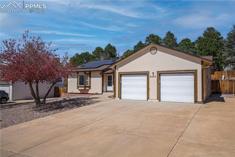 8253 Caravel Dr, Colorado Springs, CO 80920