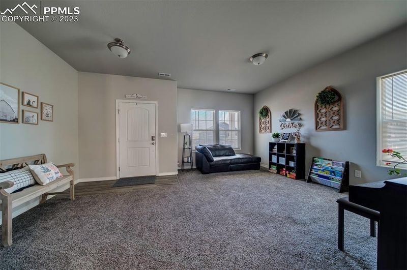 8256 Diorite Dr, Colorado Springs, CO 80938