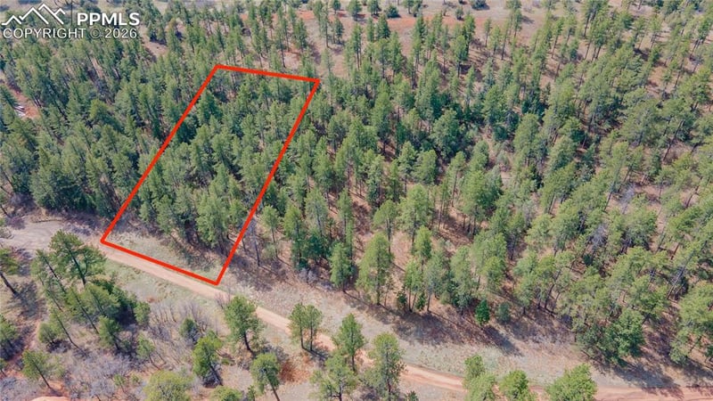 8257 Bannock Dr, Larkspur, CO 80118