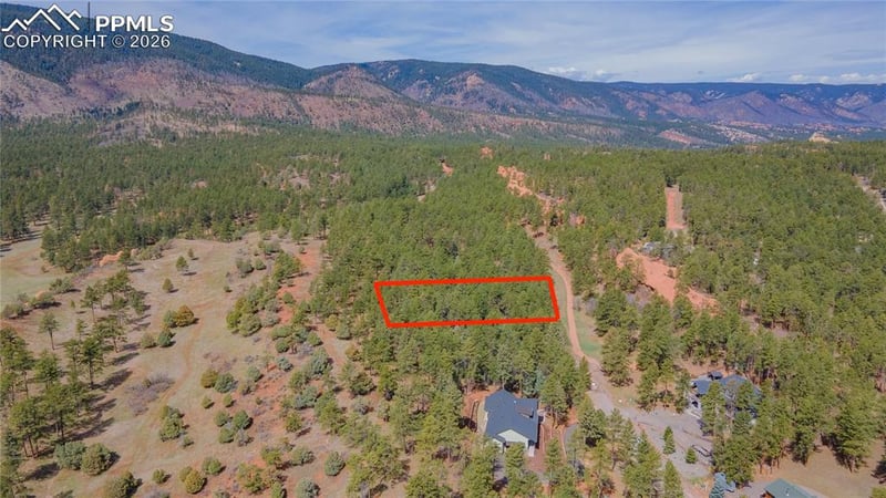 8257 Bannock Dr, Larkspur, CO 80118