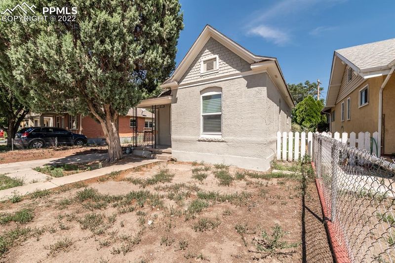 826 E Evans Ave, Pueblo, CO 81004