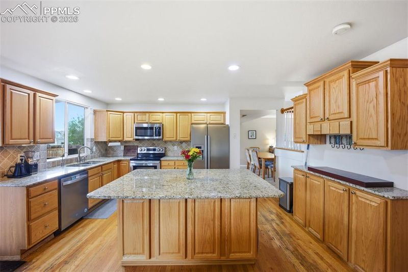8260 Ravenel Dr, Colorado Springs, CO 80920