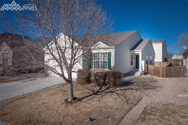 8263 Silver Glen Dr, Fountain, CO 80817