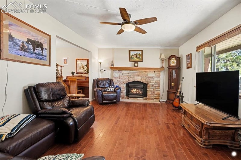 8265 Tannenbaum Rd, Colorado Springs, CO 80908