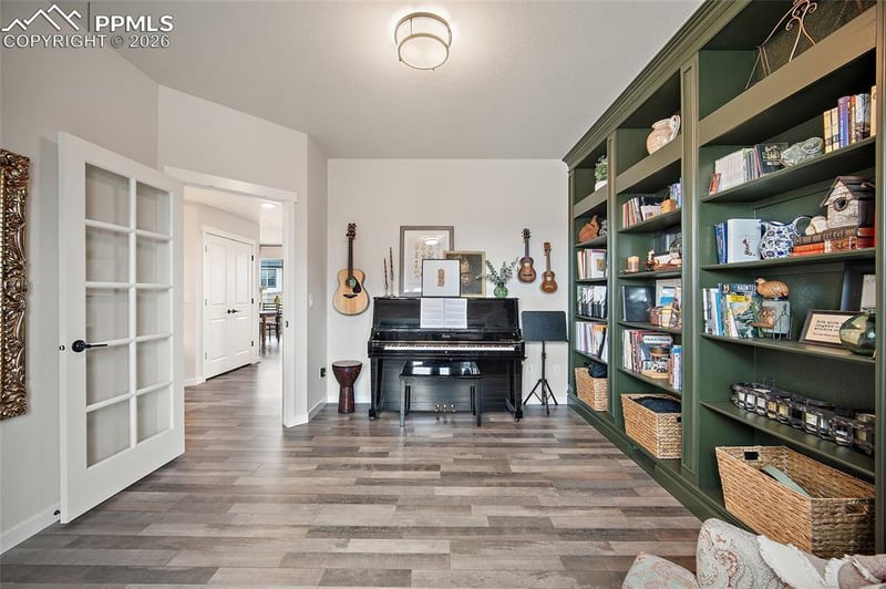 8274 Harvey Logan Dr, Colorado Springs, CO 80908