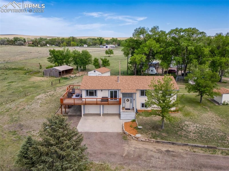 8275 Ingle Ln, Fountain, CO 80817
